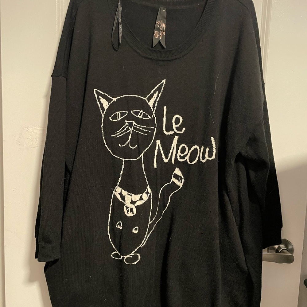 Melissa McCarthy “Le Meow” sweater
